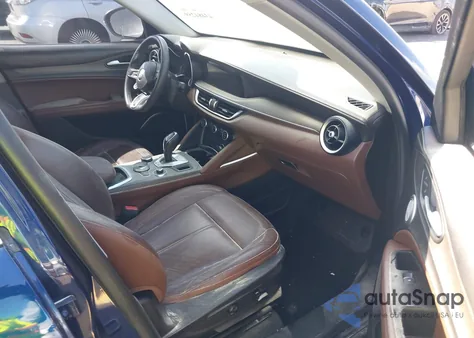 2021 Alfa Romeo Stelvio Ti Awd z USA, uszkodzony, nr VIN ZASPAKBN0M7D14512